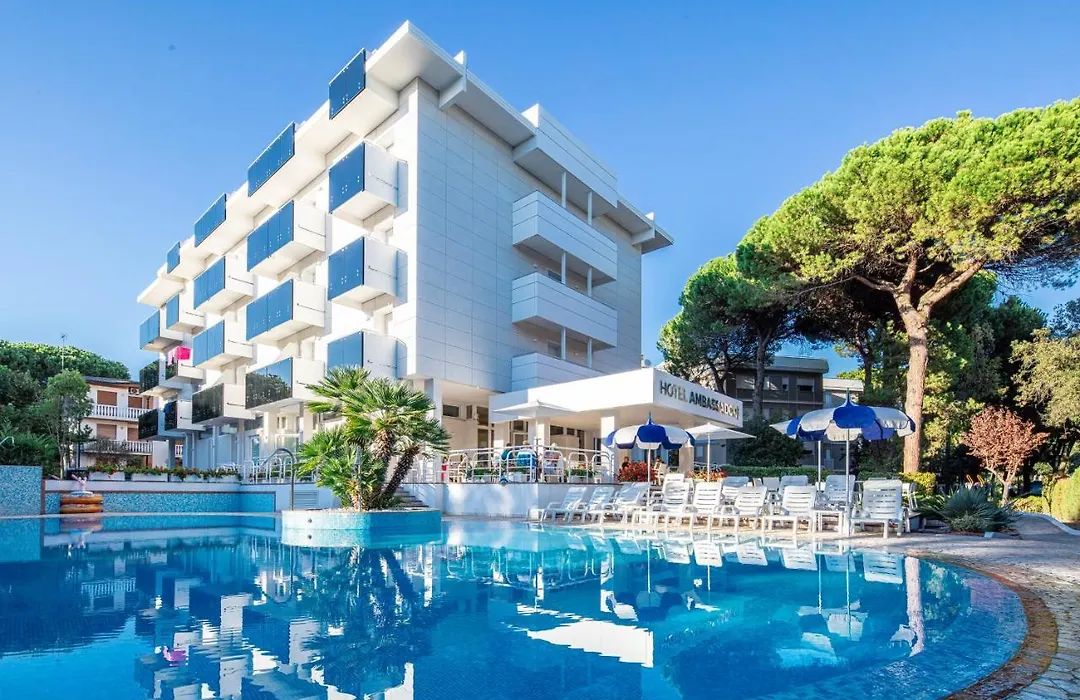 Hotel Ambassador Meuble-1